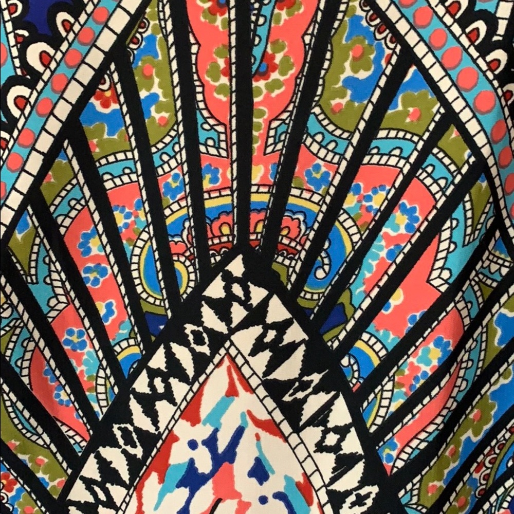 Colorful Pullover - Picture 3 of 6